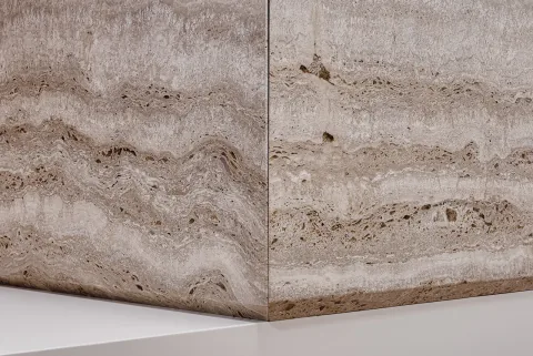 La superficie del travertino
