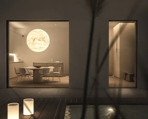 La casa come lanterna, di notte